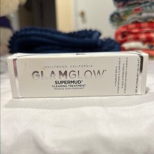 GLAMGLOW Supermud Clearing Treatment